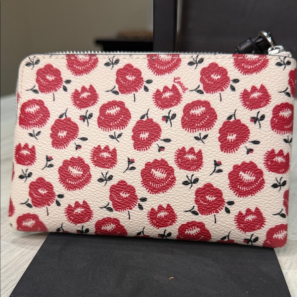 Coach Cream and Red Floral Wristlet - Picture 3 of 7